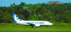 Een Boeing 737-500 van Express Air