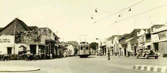 Grote Postweg in Surabaya 1930