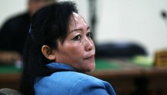 Kartini Julianna Marpaung in de rechtbank tijdens haar veroordeling.