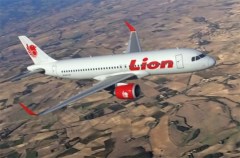 Een artist impression van een Airbus A320 in de kleuren van Lion Air.
