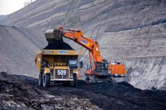 Steenkoolmijn in Muara Teweh (provincie Centraal-Kalimantan)