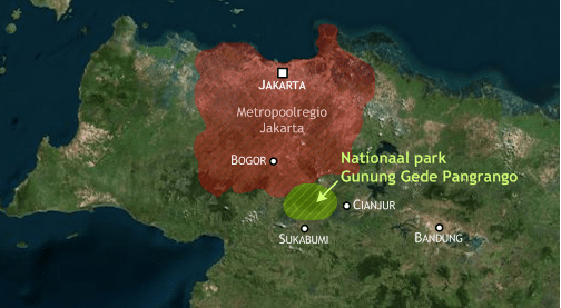 Ligging van het nationaal park Gunung Gede Pangrango in relatie tot de omringende steden