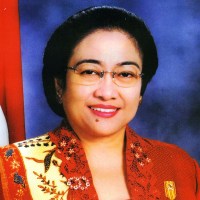 Megawati aan het begin van haar presidentschap in 2001.