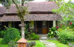 Plantagebungalow in koloniale stijl.