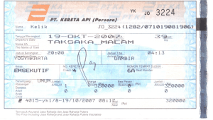 Een treinticket voor de route van Jogjakarta naar Jakarta Gambir.