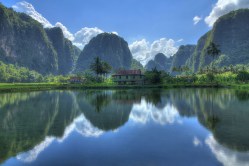 Rammang Rammang Sulawesi.jpg